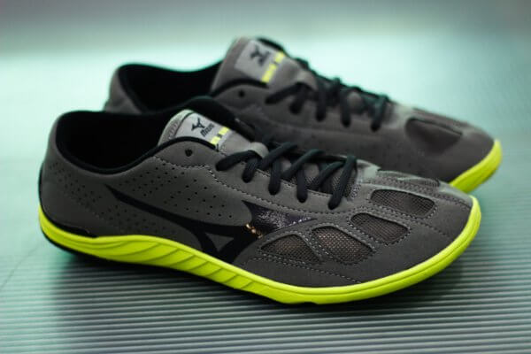 tênis mizuno be
