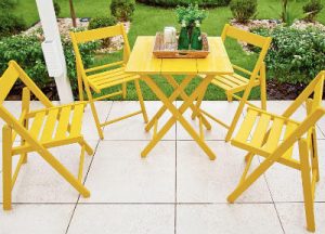 Conjunto mesa e cadeiras